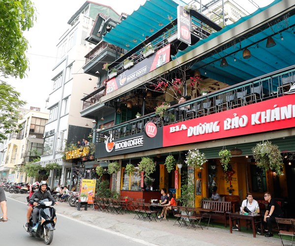 Ha Noi: Cac ho kinh doanh ung ho quyet dinh tam dung hoat dong - Anh 15