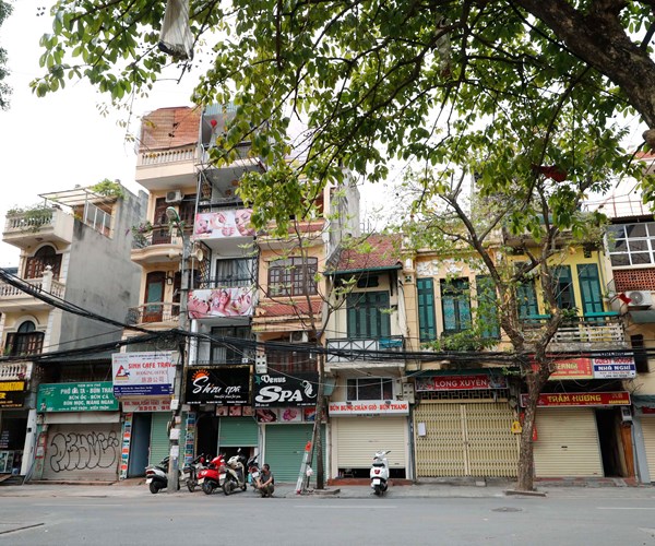Ha Noi: Cac ho kinh doanh ung ho quyet dinh tam dung hoat dong - Anh 8
