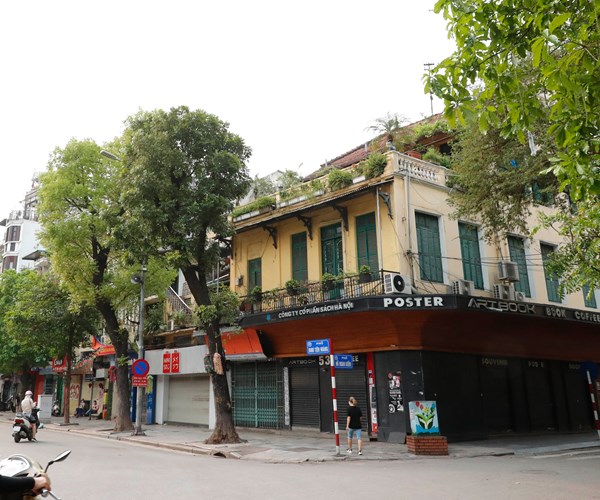 Ha Noi: Cac ho kinh doanh ung ho quyet dinh tam dung hoat dong - Anh 9