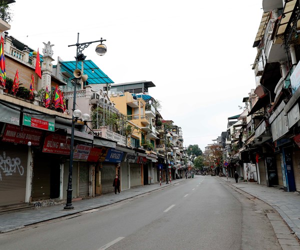 Hà Nội nghiêm túc thực hiện cách ly toàn xã hội phòng, chống Covid-19 - Anh 2