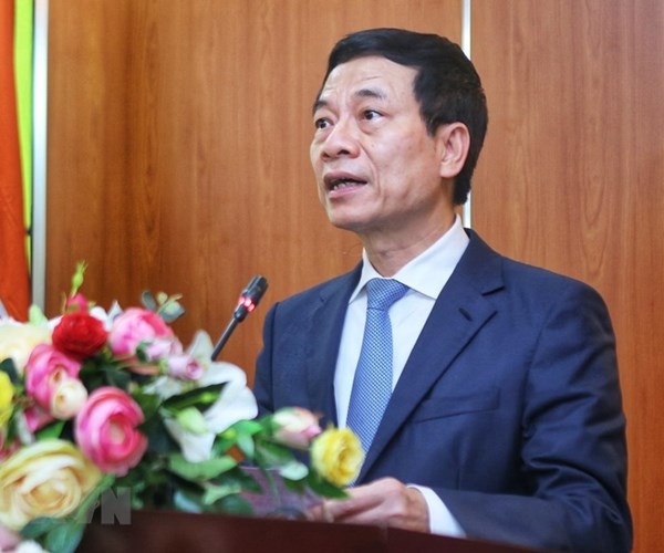 Trao tặng nhân dân Lào nhiều trang thiết bị y tế chống dịch Covid-19 - Anh 1