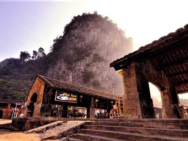 Hà Giang phong tỏa thêm thị trấn Đồng Văn và thôn Tả Kha - Anh 1