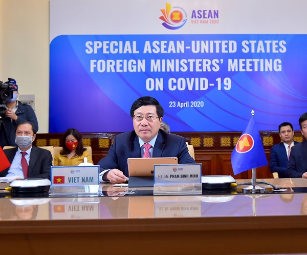 Các Bộ trưởng Ngoại giao ASEAN, Hoa Kỳ họp trực tuyến về hợp tác ứng phó Covid-19 - Anh 1