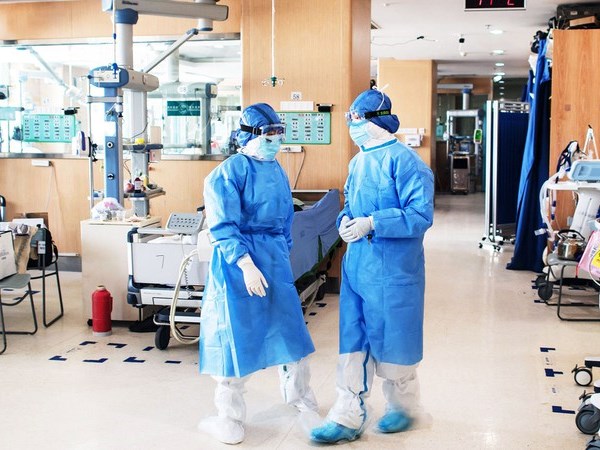 Trung Quốc đại lục tiếp tục không ghi nhận ca tử vong mới - Anh 1