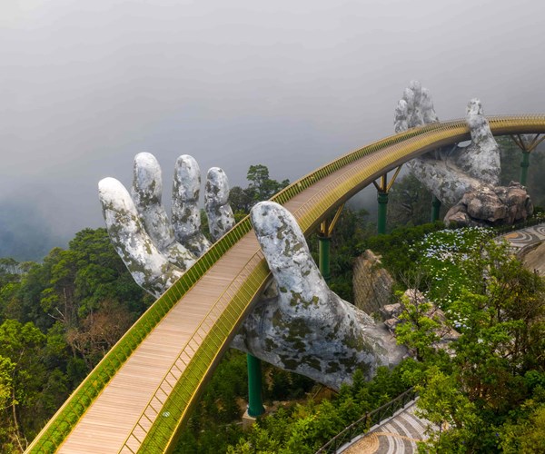 Mở cửa trở lại từ 30.4, Sun World Ba Na Hills giảm tới 60% giá vé cáp treo cho du khách 19 tỉnh miền Trung, Tây Nguyên - Anh 3