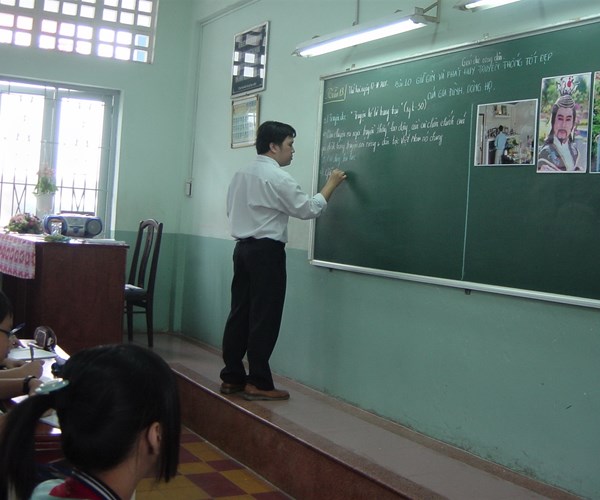 Chưa có bộ tài liệu chuẩn về giáo dục gia đình trong trường học - Anh 1