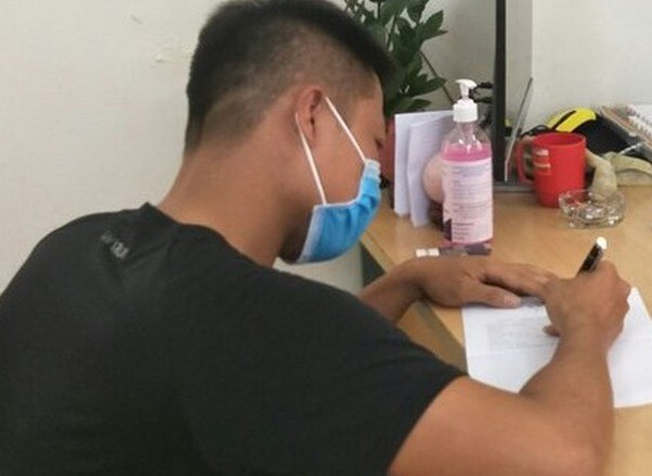 Làm rõ người đăng thông tin “Bệnh nhân thứ 34 nhiễm Covid bị phạt tù“ - Anh 1