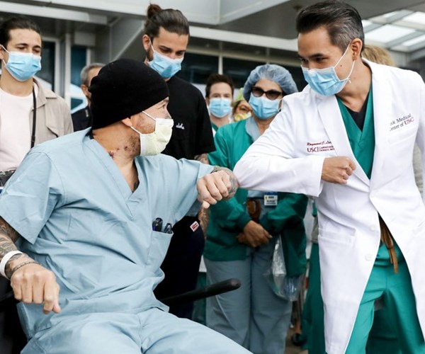 Covid-19: Thế giới hơn 308.000 ca tử vong, Nga và Brazil “báo động đỏ“ - Anh 1
