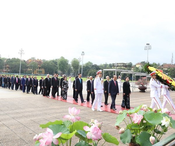 Lễ Kỷ niệm 130 năm Ngày sinh Chủ tịch Hồ Chí Minh - Anh 7