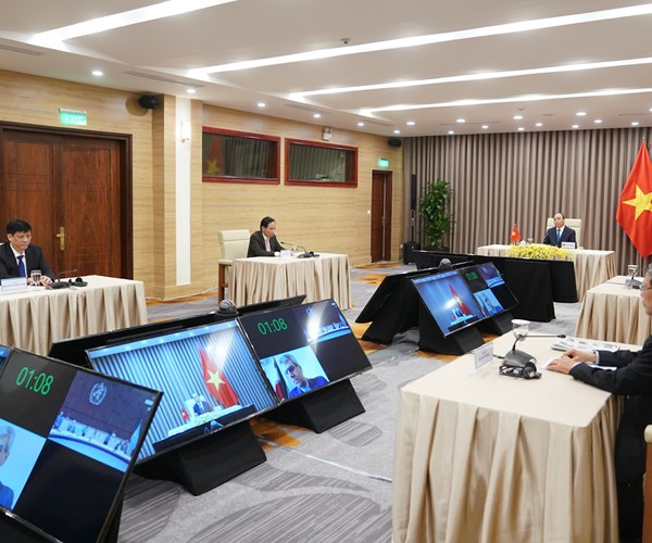 Thủ tướng: Tăng cường đoàn kết quốc tế, ứng phó với đại dịch Covid-19 - Anh 2