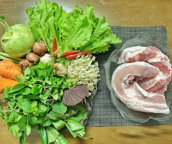 Bún chả nướng than hoa Hà Nội: Thơm lừng góc bếp cuối tuần - Anh 1