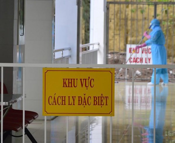 Bạc Liêu cách ly một gia đình do tiếp xúc với bệnh nhân Covid-19 - Anh 1