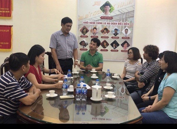 Công đoàn Bộ VHTTDL thăm và tặng quà đoàn viên nhân Tháng Công nhân - Anh 2