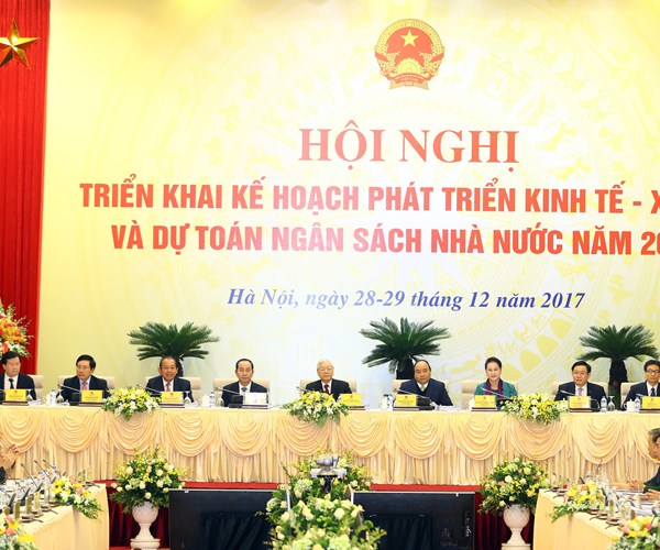 “Xin đừng ngủ quên trên vòng nguyệt quế” - Anh 1