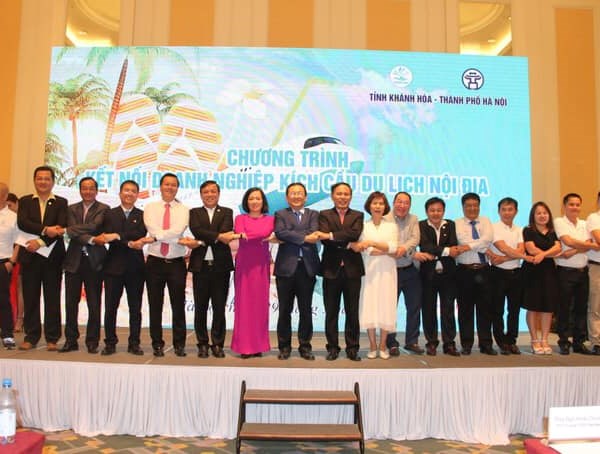 Kích cầu du lịch không chỉ bằng giảm giá - Anh 2