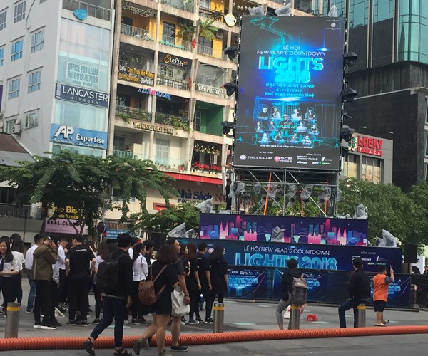 TP HỒ CHÍ MINH - Anh 1