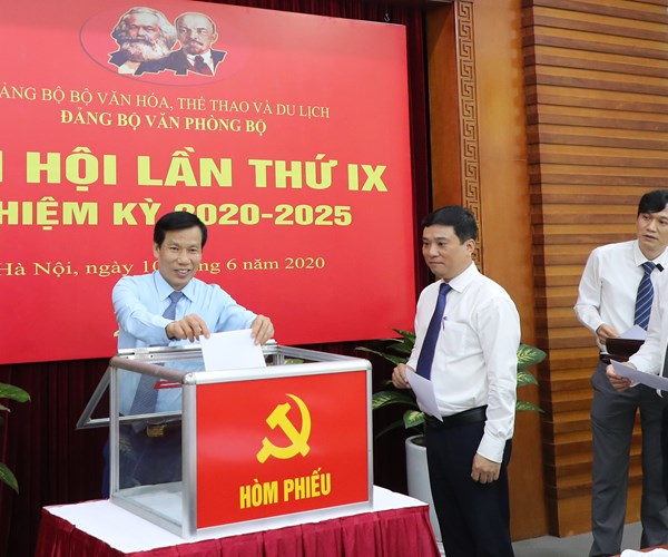 Ông Nguyễn Thái Bình tái đắc cử Bí thư Đảng ủy Văn phòng Bộ VHTTDL - Anh 5