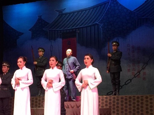 Tư tưởng đạo đức Hồ Chí Minh với nghệ sĩ sân khấu Thủ đô - Anh 2
