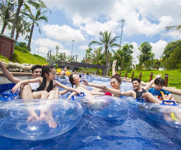 Chơi xả láng ở Hạ Long với combo vừa chất vừa rẻ - Anh 5