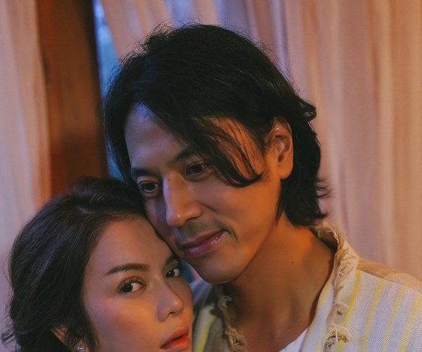 Lý Nhã Kỳ bất ngờ kết hợp cùng tài tử phim “Giày thủy tinh” - Anh 2