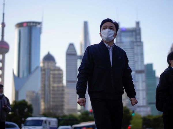 Covid-19: Thế giới vượt mốc 8 triệu ca, dịch bệnh tại châu Á phức tạp - Anh 1