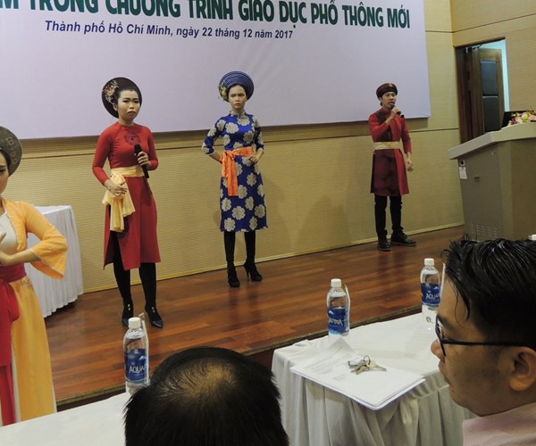 CLB văn hóa nghệ thuật của những giáo viên tương lai - Anh 1