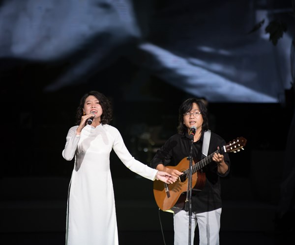 Thủ tướng dự chương trình nghệ thuật “Biển nhớ” - Anh 4