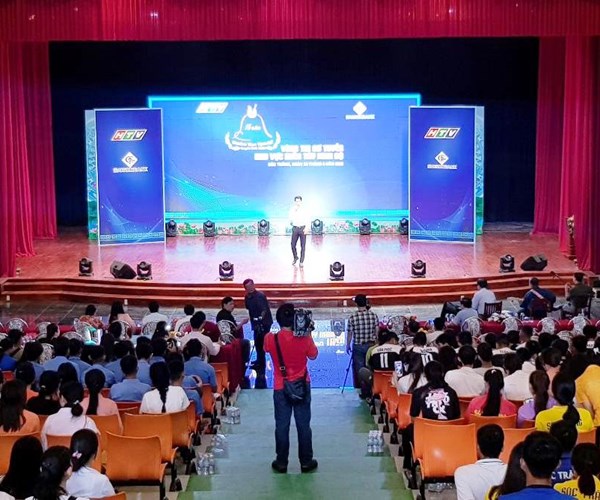 Hơn 70 thí sinh tham gia sơ tuyển 