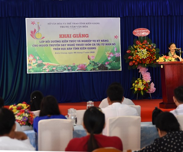 Kiên Giang mở lớp kỹ năng cho người truyền dạy Đờn ca tài tử - Anh 2
