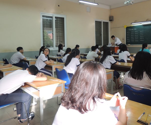 Học sinh không có thời gian để… ngủ - Anh 1