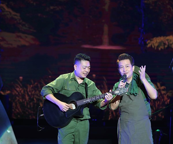 Xúc động với “Chuyện chưa kể