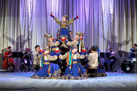 Đoàn múa “Họa tiết Sibiri” sẽ biểu diễn tại Festival Huế 2018 - Anh 1