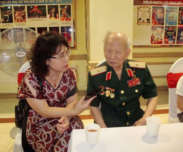 Xiếc “Biển đảo là quê hương” : Lời tri ân tới những người chiến sĩ hải quân - Anh 11