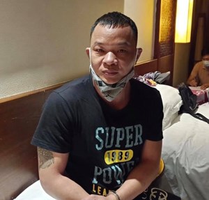 Bắt giữ đối tượng người nước ngoài đưa người nhập cảnh trái phép - Anh 1