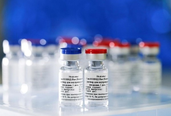 Nga sẽ thử nghiệm giai đoạn 3 vaccine Sputnik V trong 7 đến 10 ngày tới - Anh 1