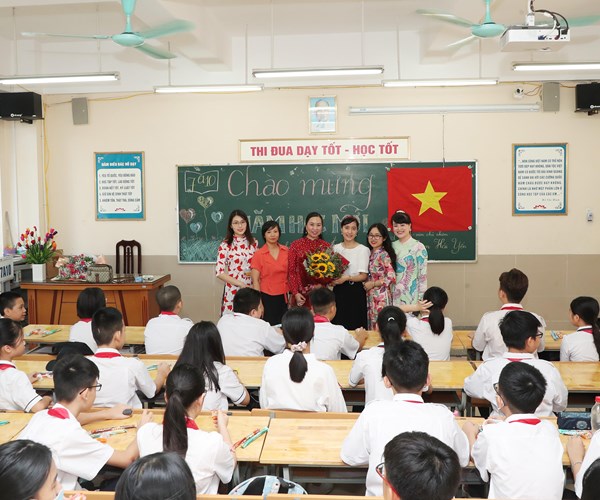 Le khai giang nam hoc moi ngan gon, y nghia - Anh 12