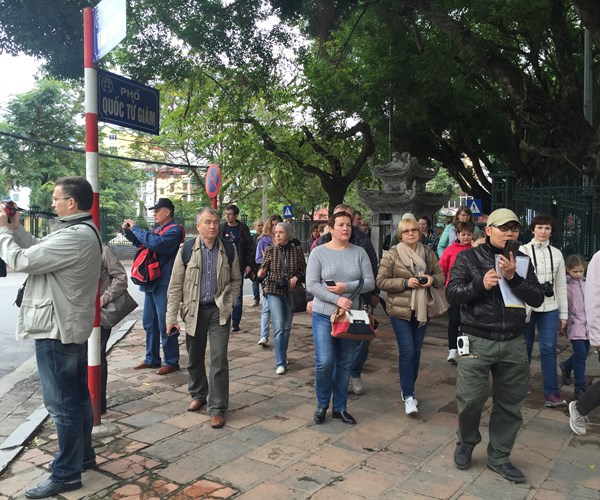 Hà Nội: Xây dựng tour, tuyến du lịch đặc trưng để hút khách - Anh 1