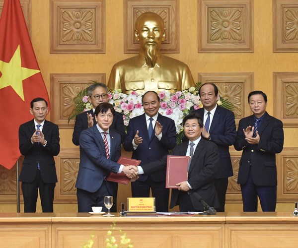 Thủ tướng: Thị trường Việt Nam đủ lớn cho các kế hoạch đầu tư kinh doanh tham vọng - Anh 2