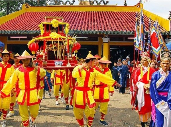 Ngoai Hoi Yen Dieu Tri Cung mua Trung thu, Tay Ninh con nhieu le hoi cuc ky doc dao - Anh 8