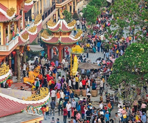 Ngoai Hoi Yen Dieu Tri Cung mua Trung thu, Tay Ninh con nhieu le hoi cuc ky doc dao - Anh 4