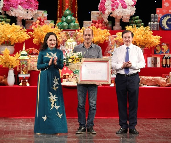 Đông đảo các thế hệ nghệ sĩ dự Lễ Giỗ tổ sân khấu dân tộc - Anh 3