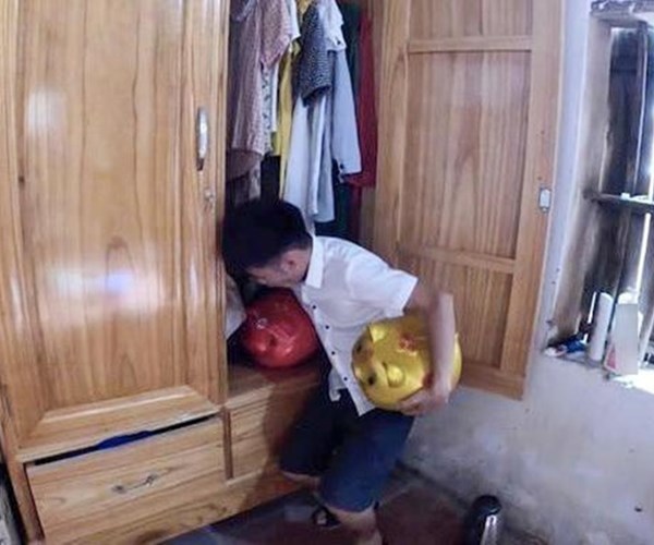 Dẹp video, vlog câu view, phản cảm: Xử phạt nặng và quyết liệt với sai phạm - Anh 1