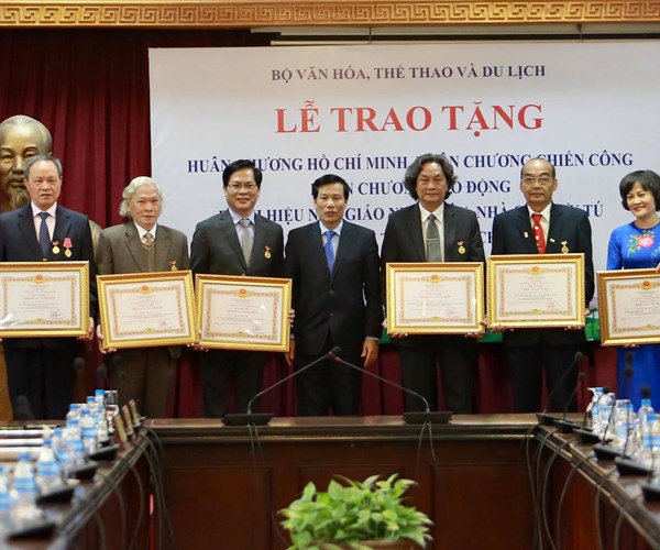 Trao tặng các danh hiệu vinh dự Nhà nước cho các cá nhân xuất sắc thuộc Bộ VHTTDL - Anh 2