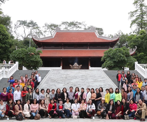 Bộ VHTTDL: Dâng hương tưởng niệm Chủ tịch Hồ Chí Minh tại Đền thờ Bác Hồ và Khu di tích K9 - Anh 5