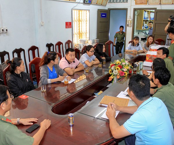 Nha Trang: Phát hiện người Trung Quốc mở công ty, kinh doanh du lịch “chui” - Anh 1
