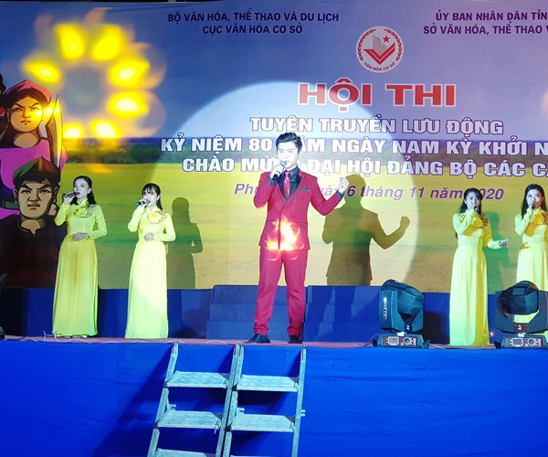 Rực rỡ sắc màu văn hóa vùng miền qua các điểm lưu diễn - Anh 5
