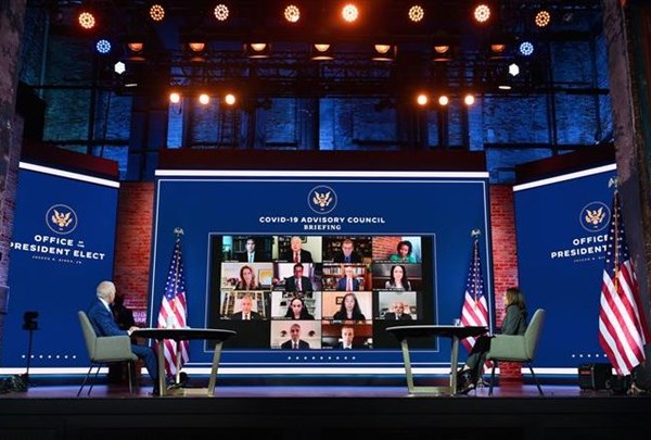Ông Biden công bố đội ngũ cố vấn phòng, chống dịch bệnh Covid-19 - Anh 1