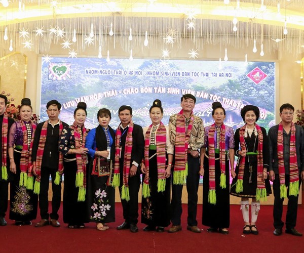 Ðe net dep van hoa truyen thong cua dan toc Thai lan toa - Anh 1
