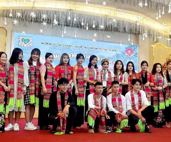 Ðe net dep van hoa truyen thong cua dan toc Thai lan toa - Anh 2