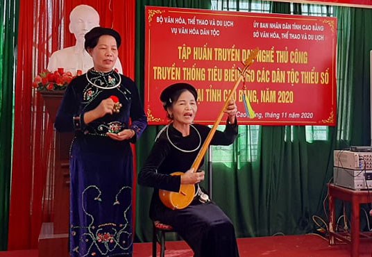 Bảo tồn nghề chế tác đàn tính truyền thống của người Tày, Nùng Cao Bằng - Anh 1
